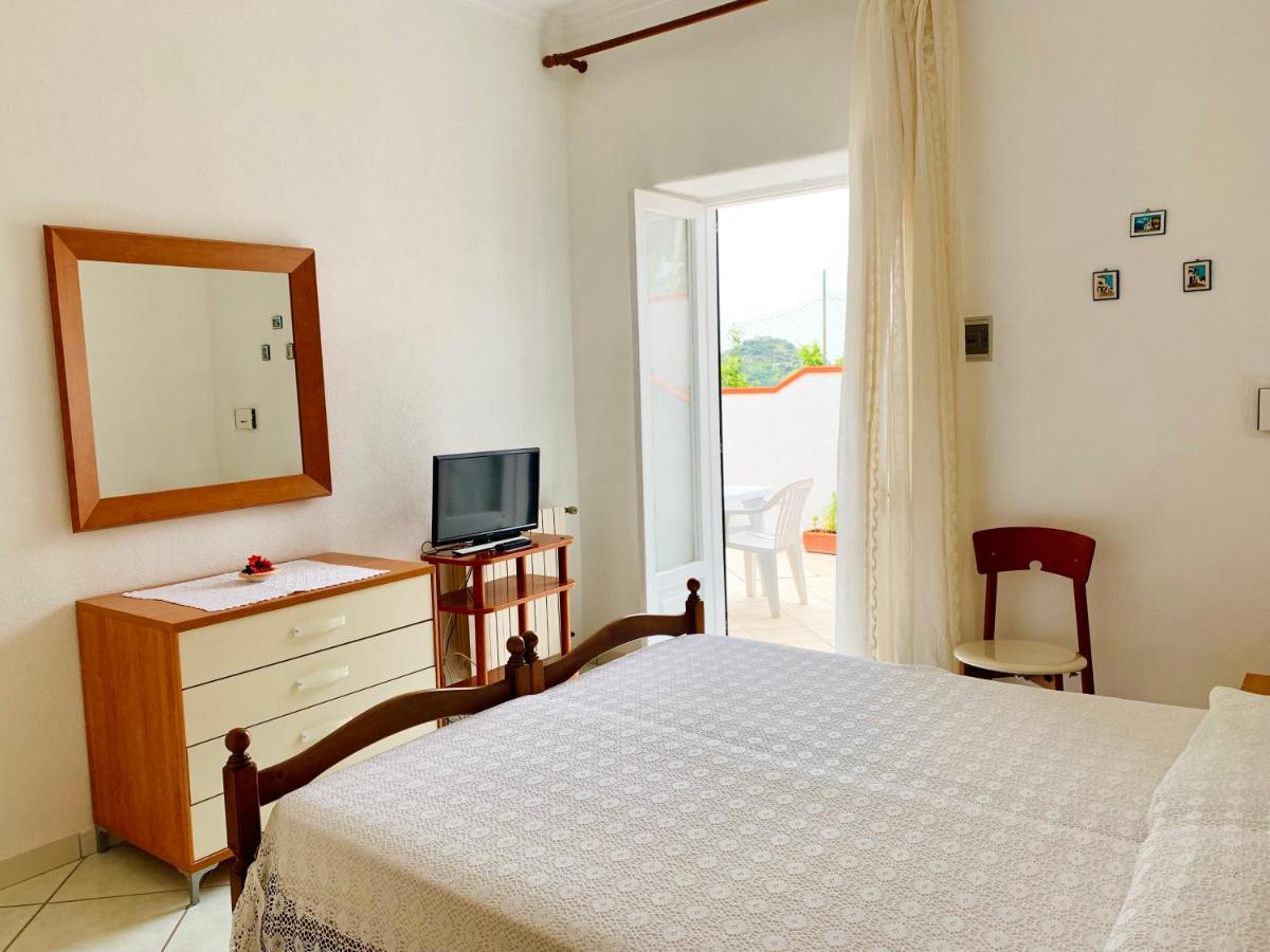 Pensione Casa Verde Sant'Angelo  Buitenkant foto