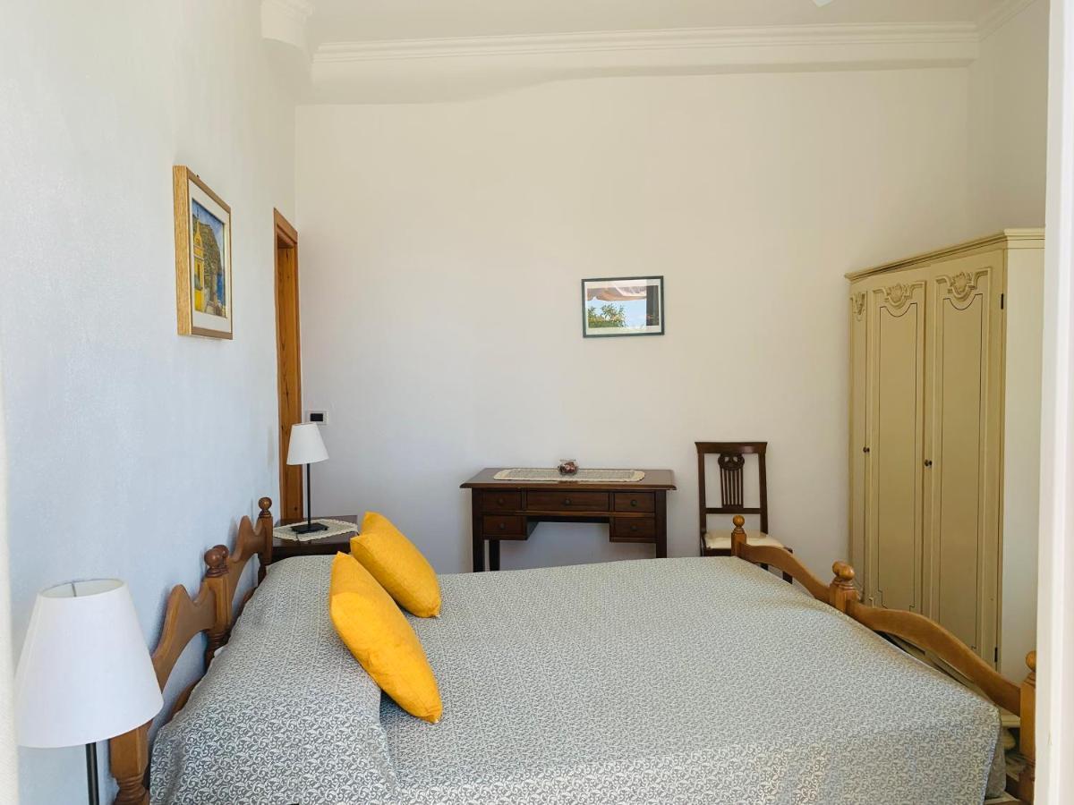 Pensione Casa Verde Sant'Angelo  Buitenkant foto