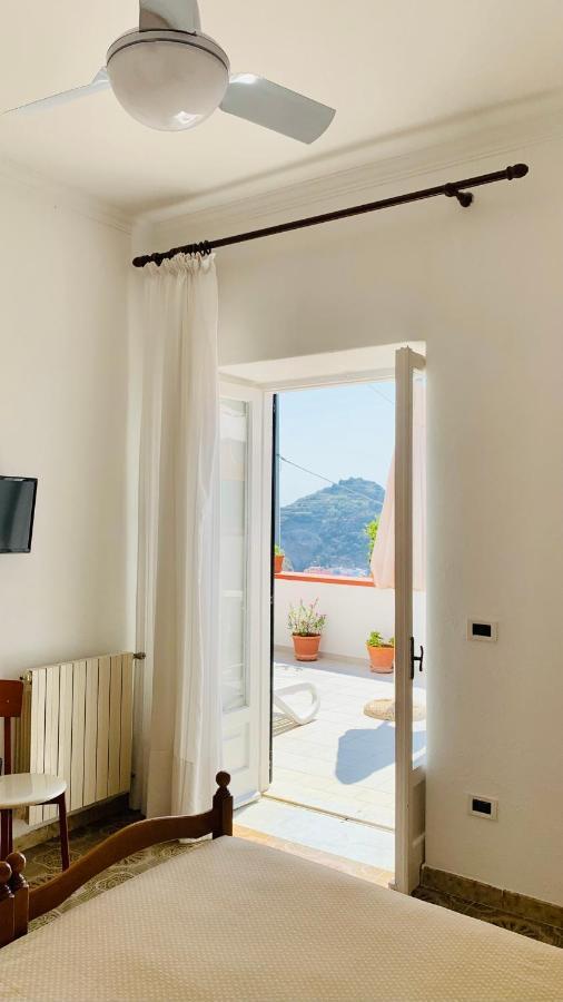 Pensione Casa Verde Sant'Angelo  Buitenkant foto